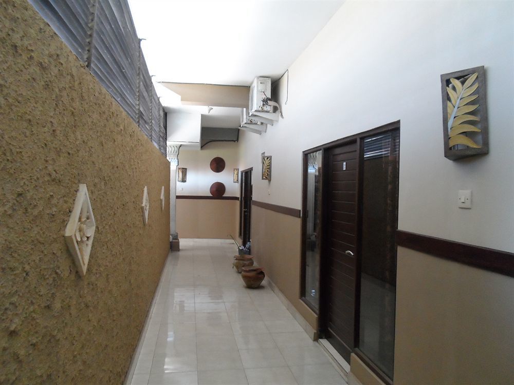 Bagus Hayden Hotel Kuta Lombok Exterior foto